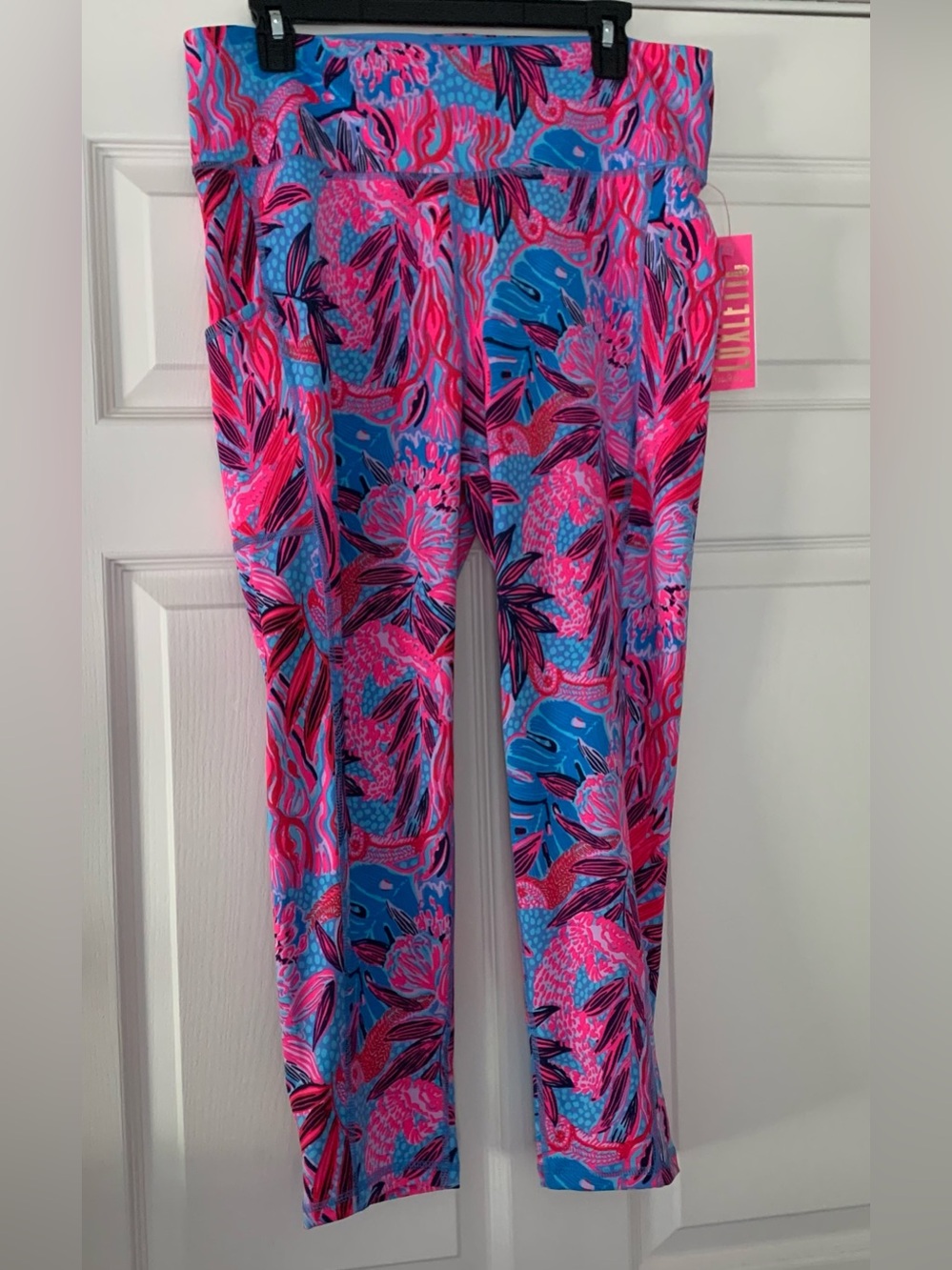 NWT Lilly Pulitzer High Rise Leggings in Ruby Red Wild Times XL
